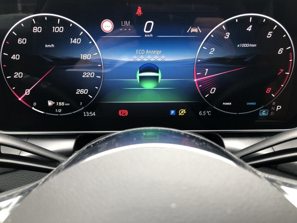 Mercedes-Benz GLC 200 4MATIC Avantgarde - Samsaru's Car Outlet