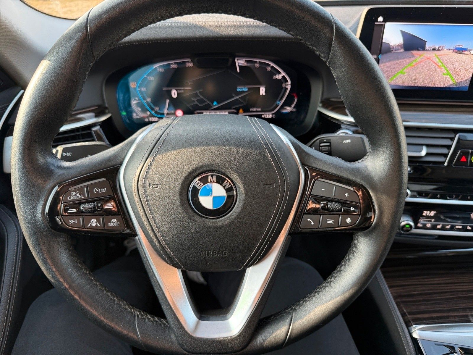 BMW 520 d xDrive Luxury Line/Live Cockpit