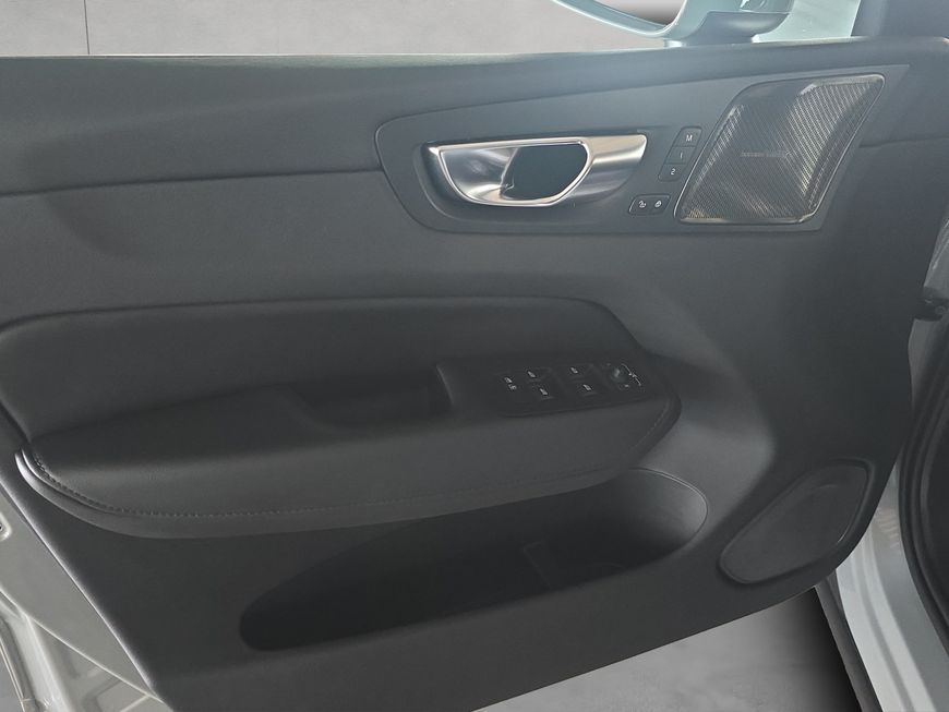 Volvo XC60 B5 B AWD Core