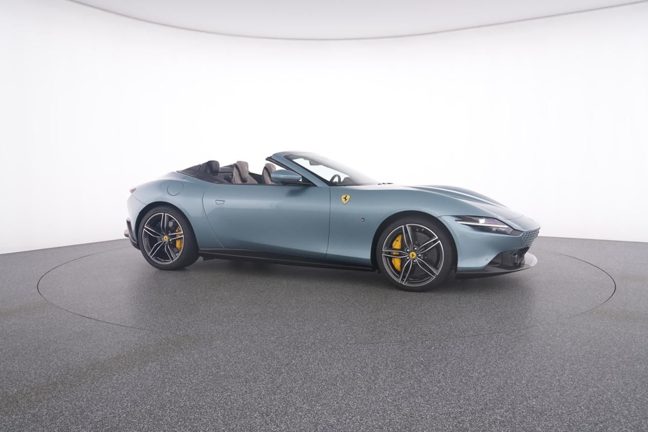 Ferrari Roma Spider - Samsaru's Car Outlet