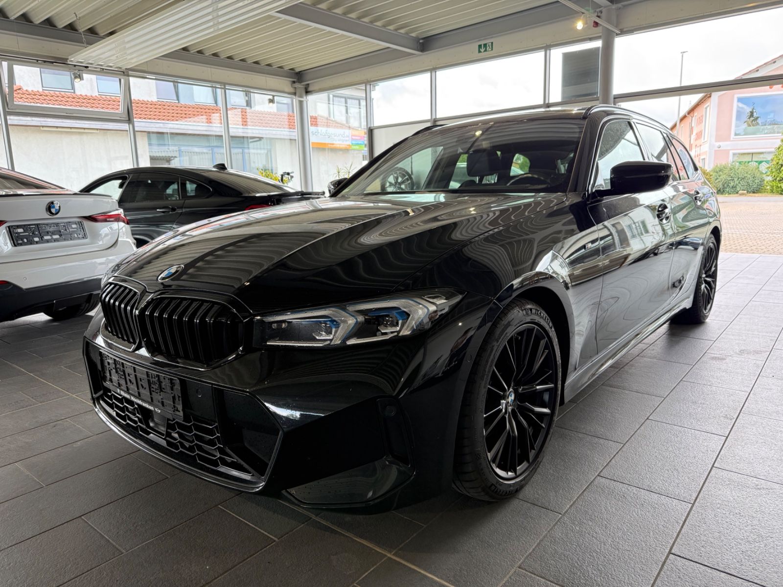 BMW 320d Touring M Sport - Samsaru's Car Outlet