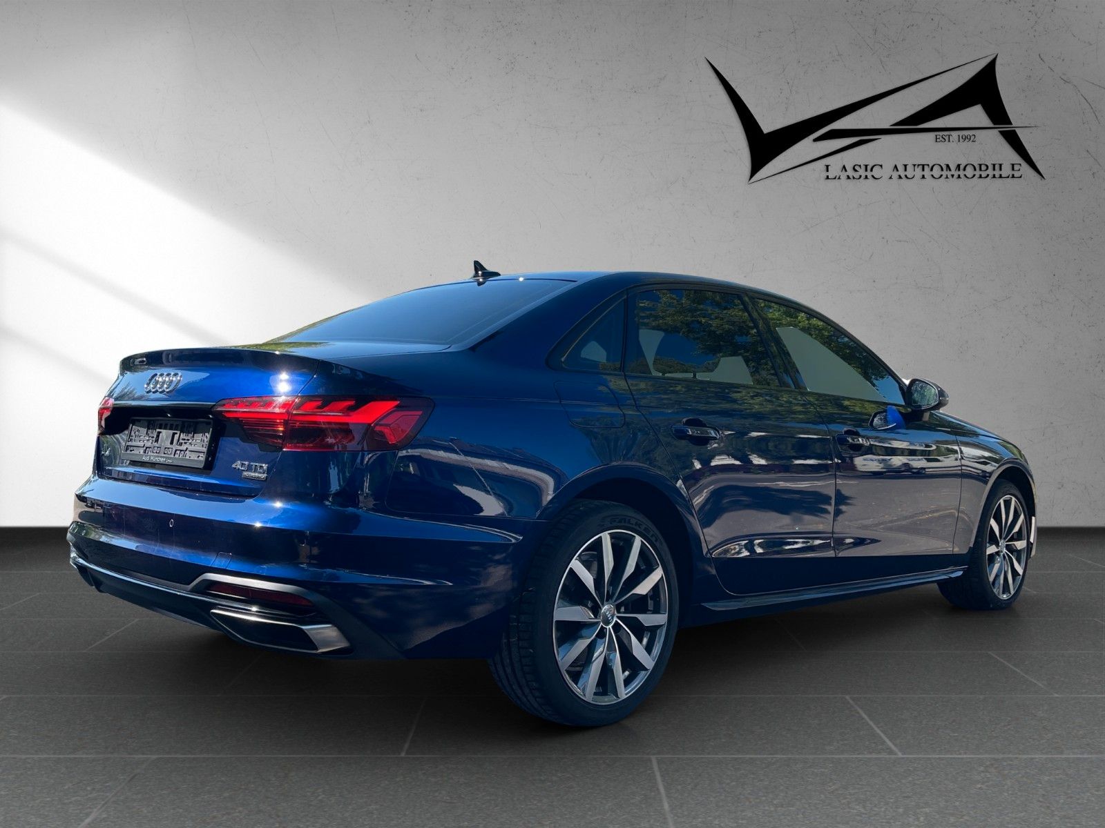 Audi A4 40 TDI quattro advanced - Samsaru's Car Outlet