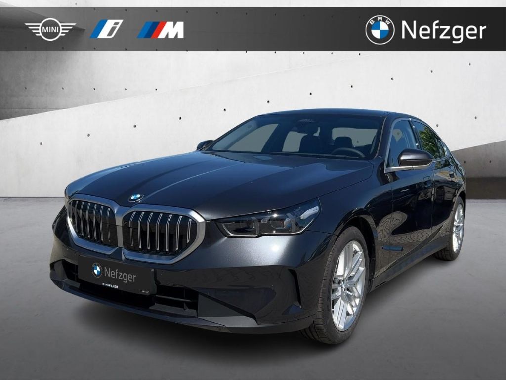 BMW 520 d H&K Memory Pano Alarm Klima Sitz Ambientes