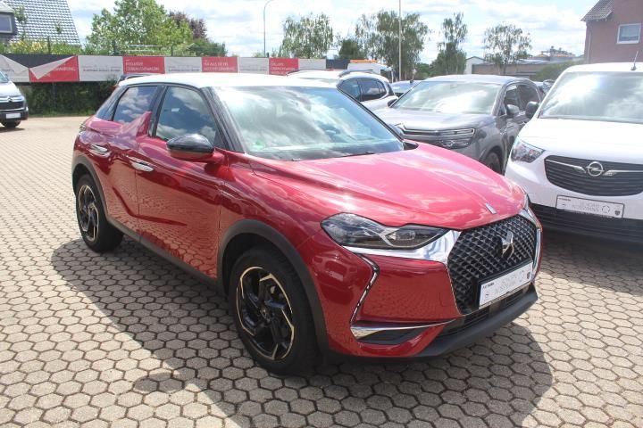 DS Automobiles DS3 CROSSBACK SO CHIC PT 130 AUTOMATIK,LEDERF,NA