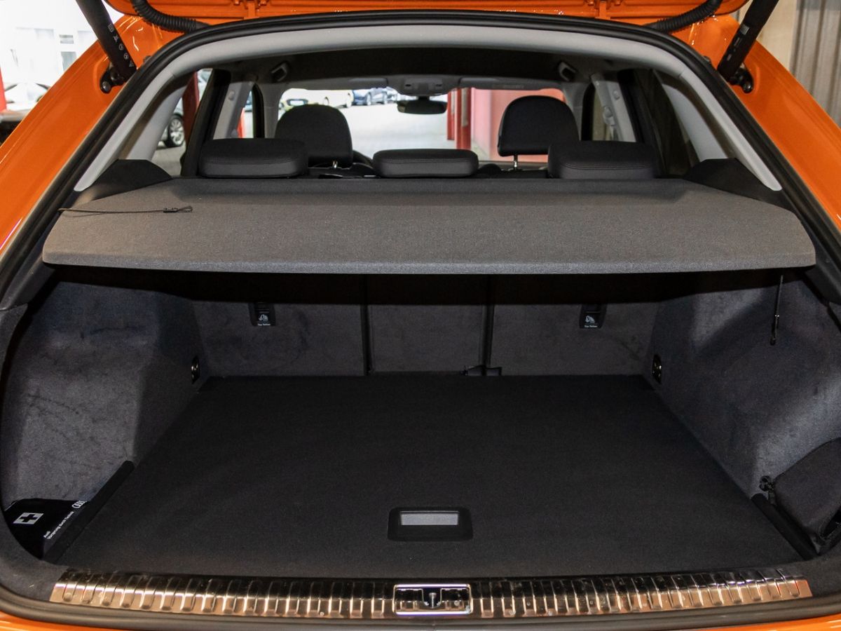 Audi Q3 advanced 40 TFSI quattro S tronic - Samsaru's Car Outlet