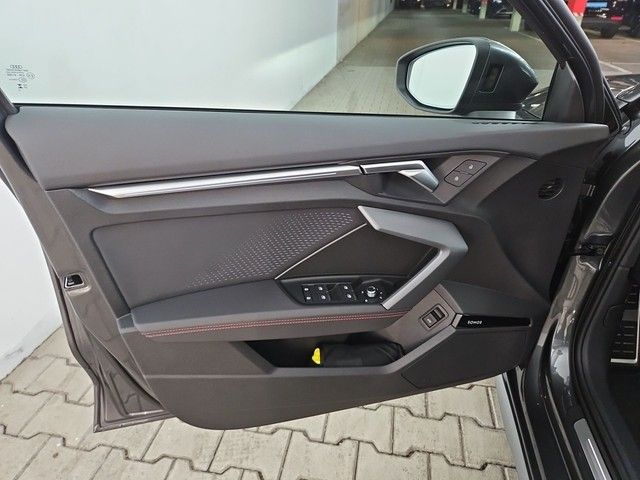 Audi A3 Sportback S line AHK ACC MATRIX LED LEDER PAN