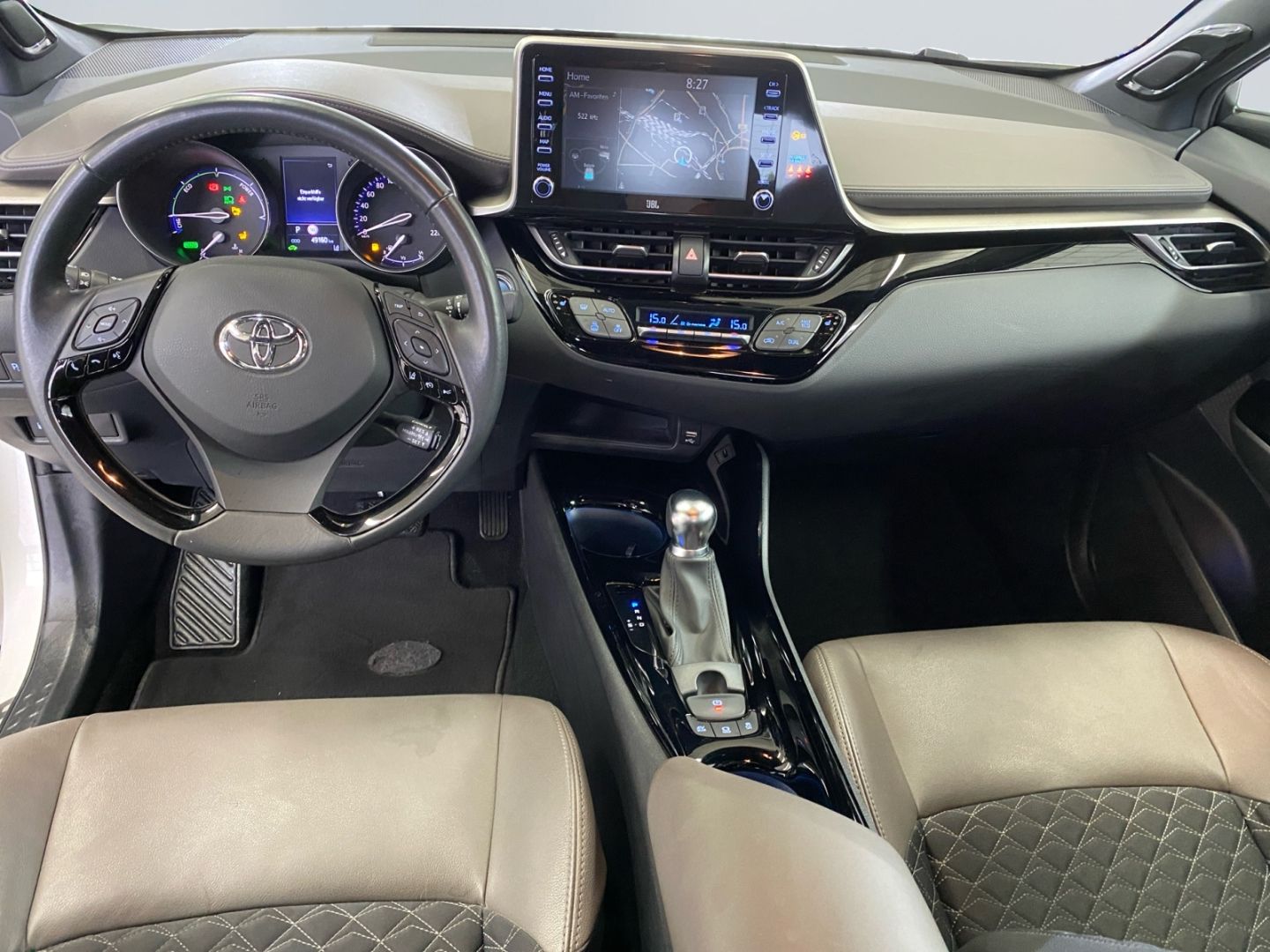 Toyota C-HR 2.0 Hybrid Lounge - Samsaru's Car Outlet
