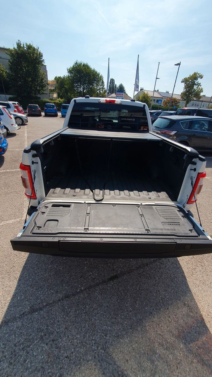 Ford F 150 Limited HYBRID 4x4 - Samsaru's Car Outlet