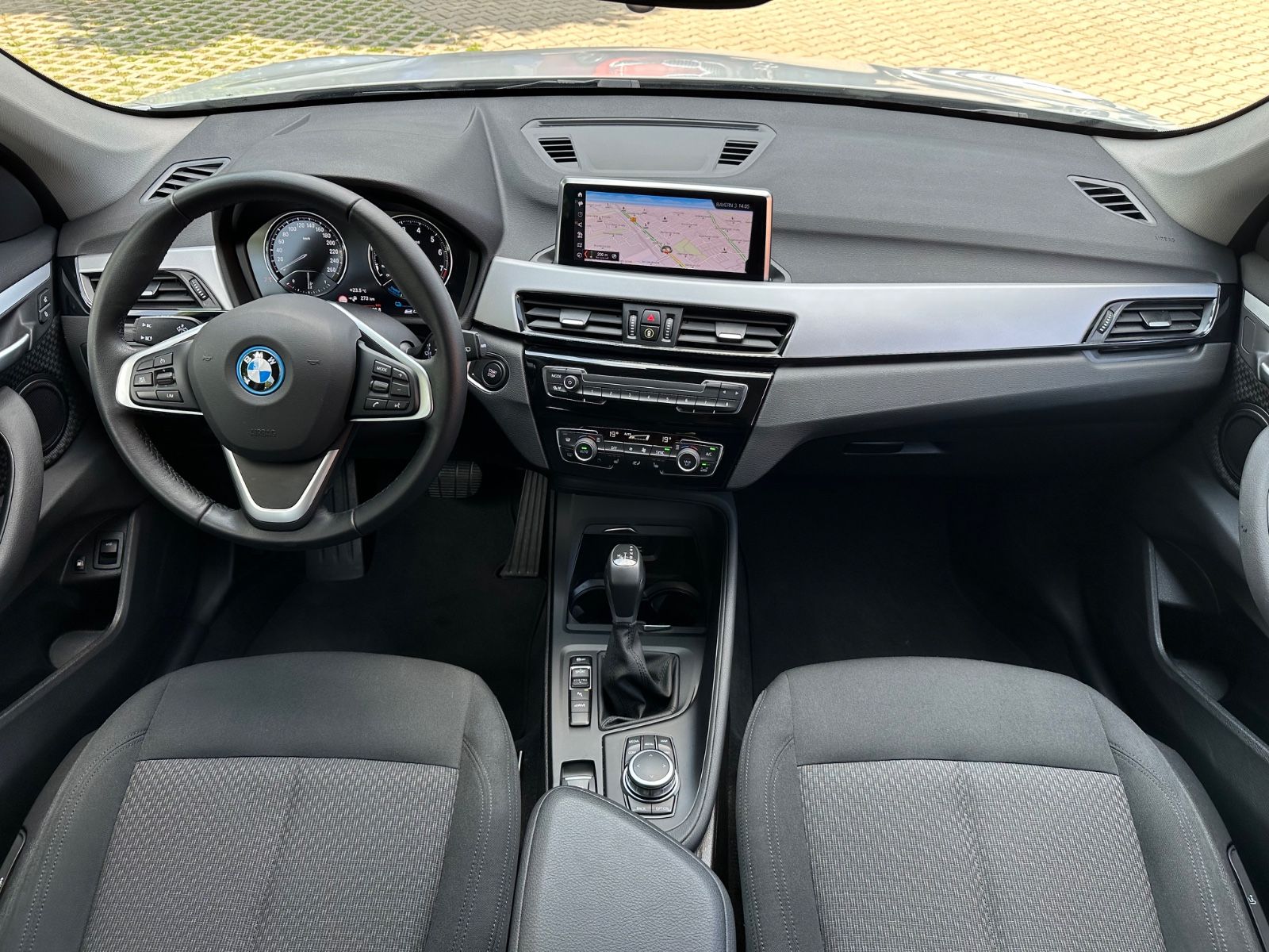 BMW X1 xDrive25e Aut. - Samsaru's Car Outlet