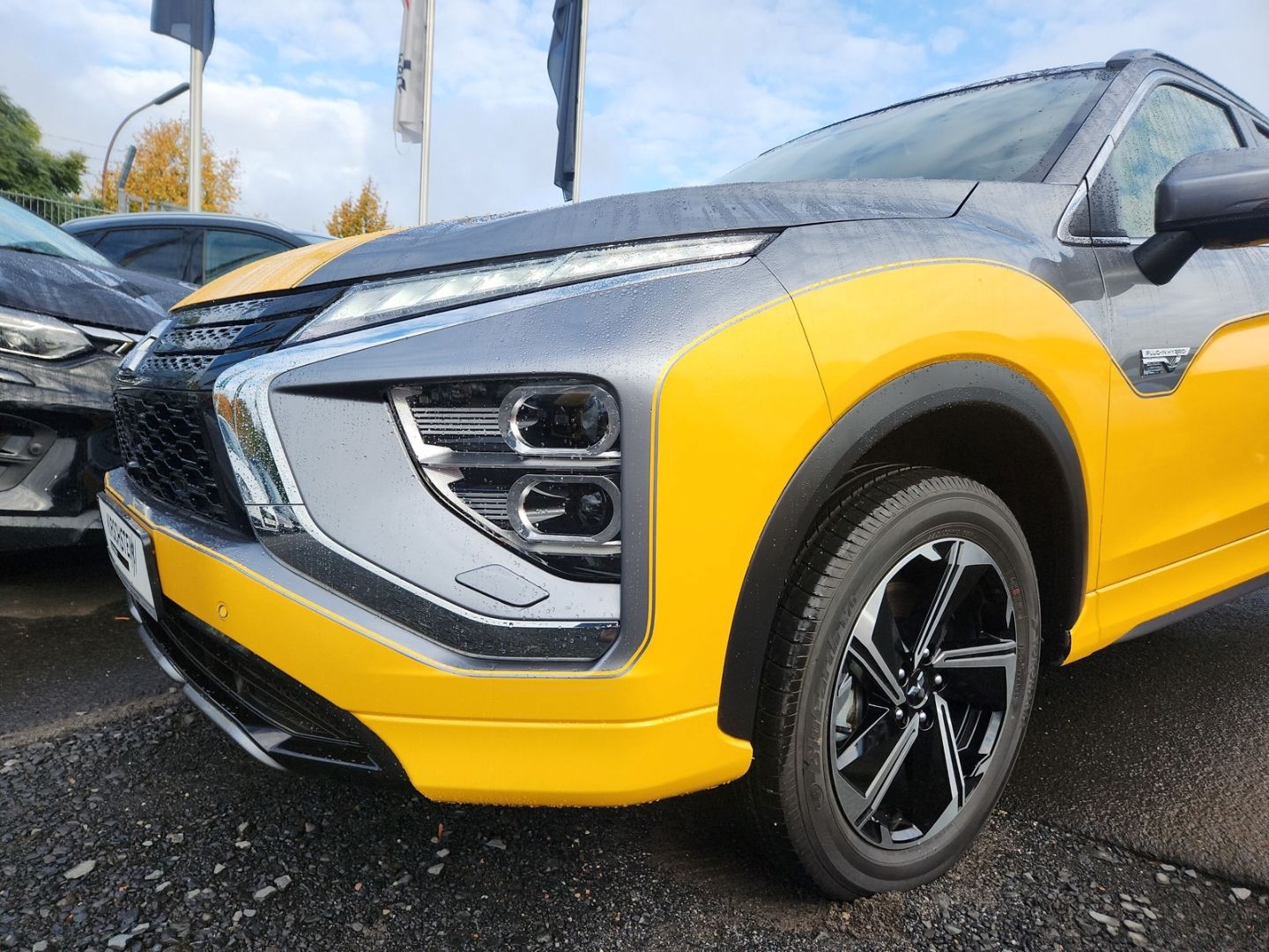 Mitsubishi Eclipse Cross Plug-In Hybrid Top Pano Leder Head