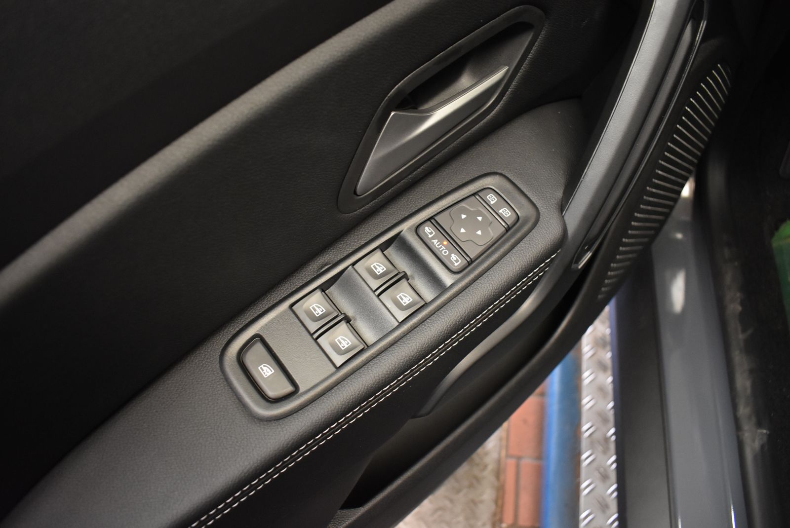 Dacia Duster Journey TCE150 Aut - Samsaru's Car Outlet
