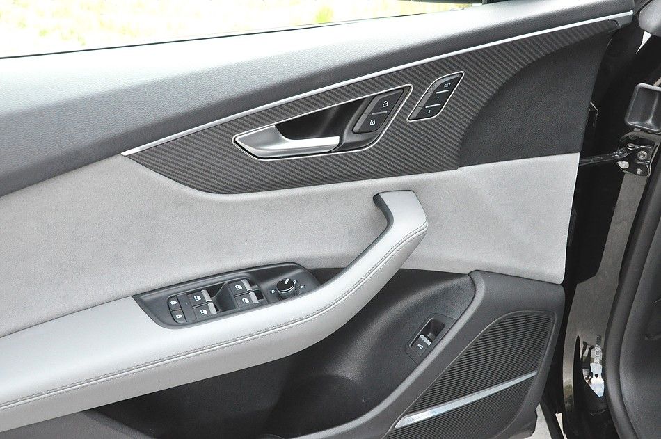 Audi Q8 55 TFSI quattro S Line HUD Matrix Panorama