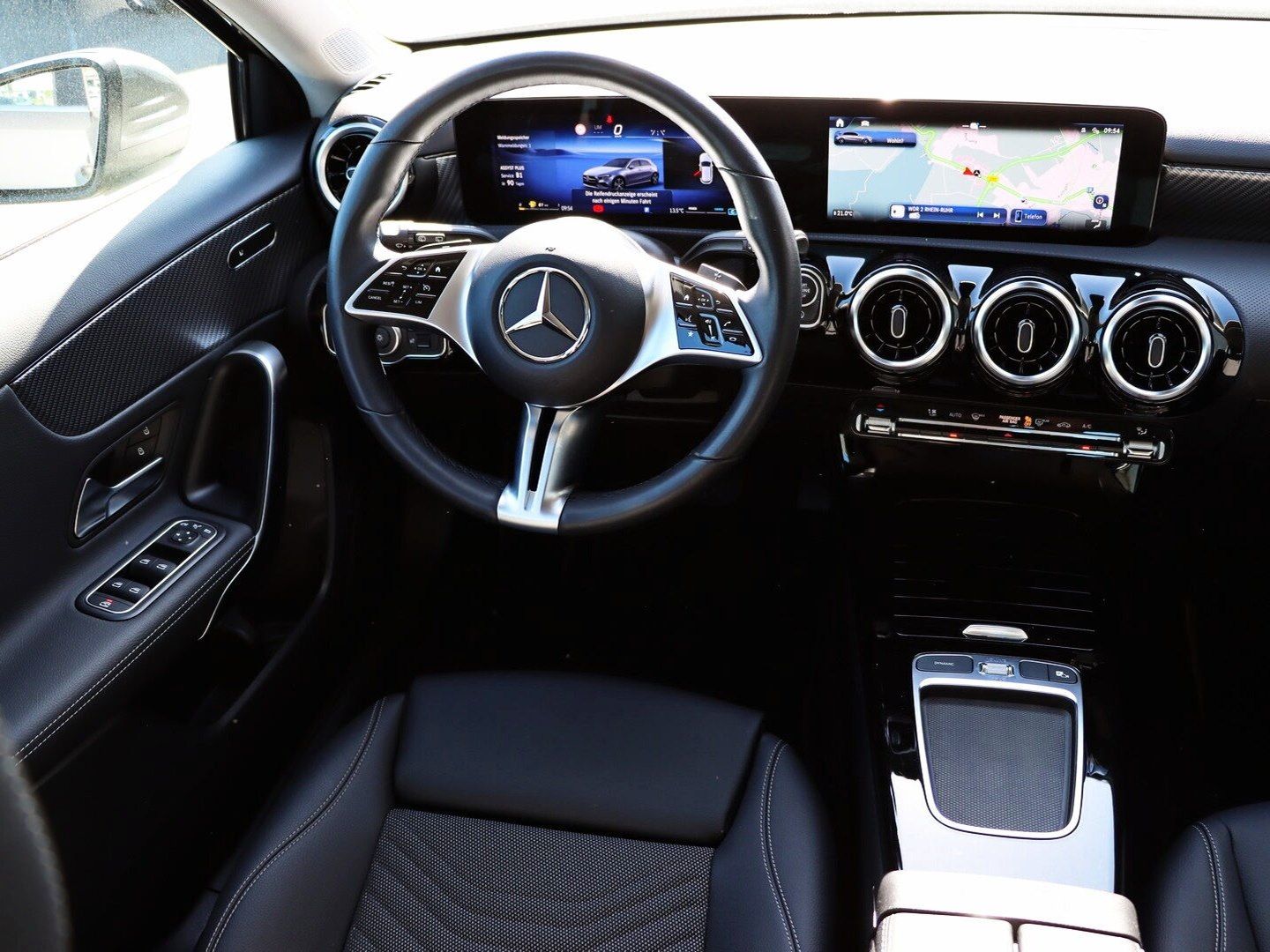 Mercedes-Benz A 200 Progressive - Samsaru's Car Outlet