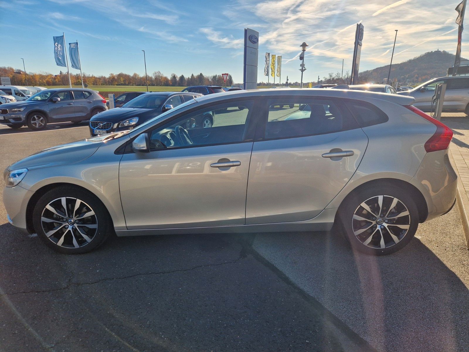 Volvo V40 T2 Momentum