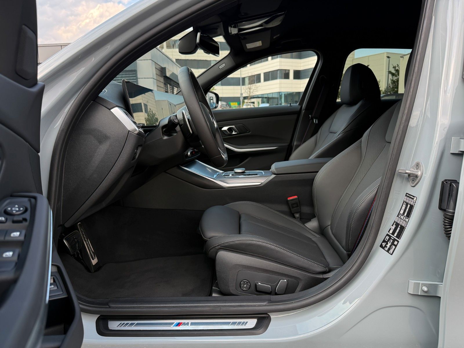 BMW 320d xD M Sport Pro HuD AHK hifi StHzg Memory
