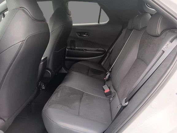 Toyota C-HR 2.0-l-VVT-i Hybrid CVT GR SPORT Premiere