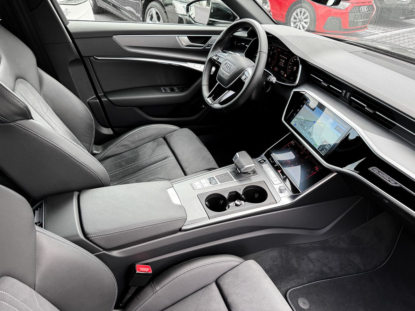 Audi A6 Avant 40 TDI quattro S line - Samsaru's Car Outlet