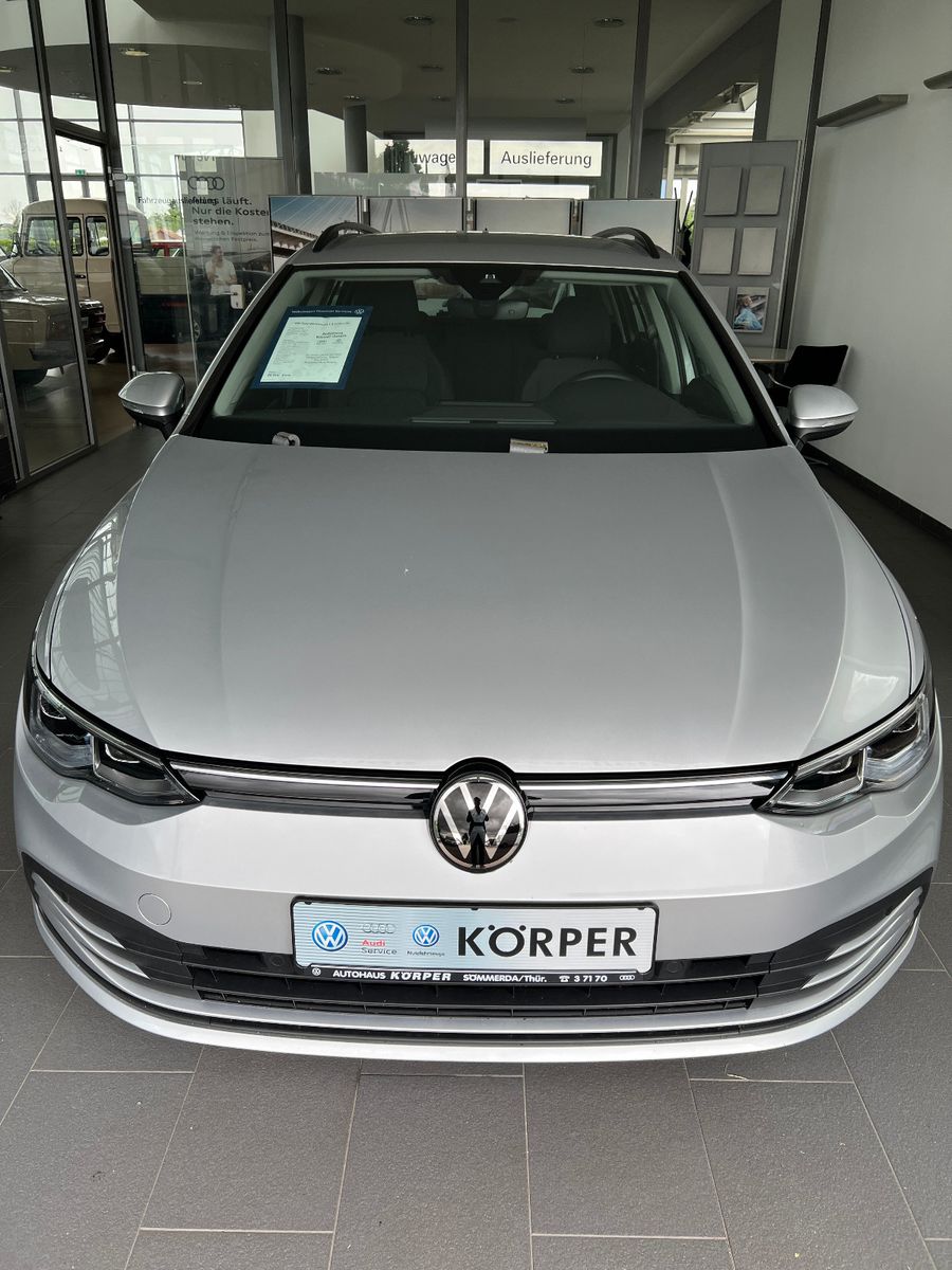 Volkswagen Golf VIII Variant Life 1.5 TSI - Samsaru's Car Outlet