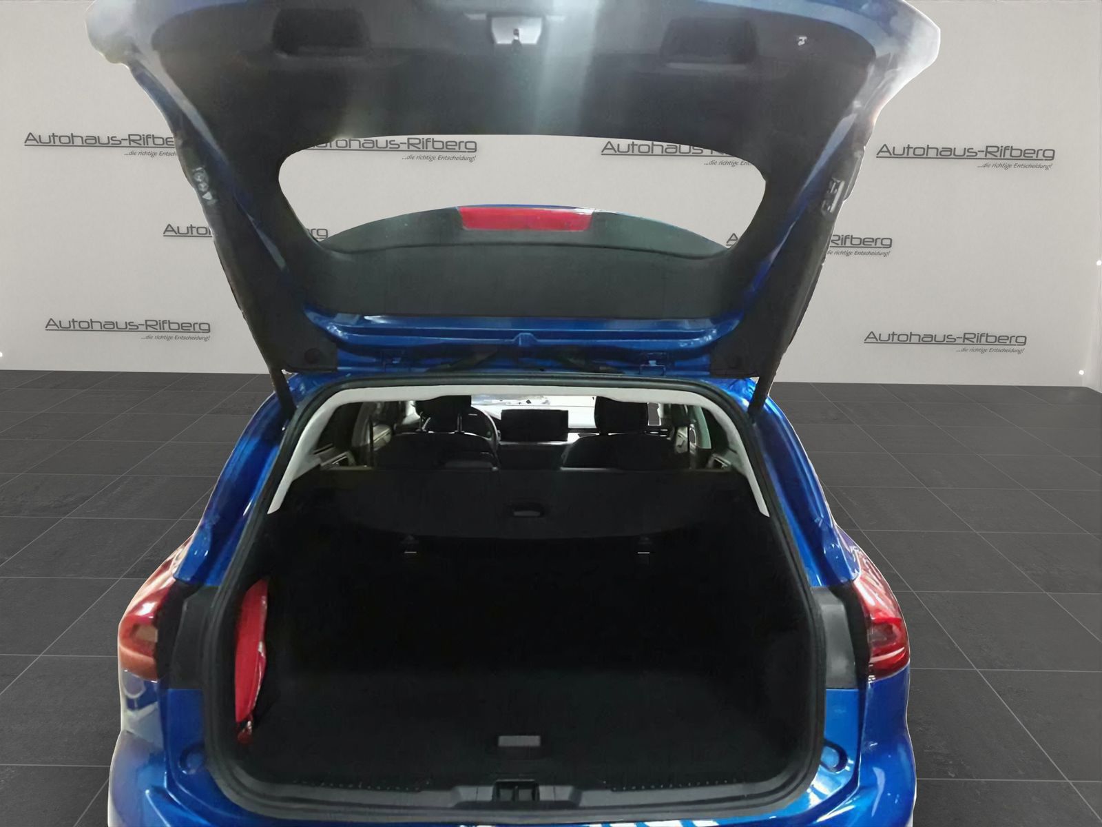Ford Focus TURNIER Titanium/AHK/ACC/B&O/MATRIX/KAMERA