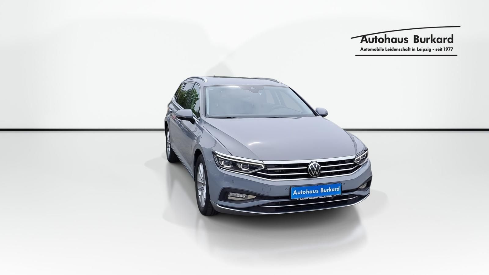 Volkswagen Passat Elegance 2.0 TDI+200PS+4M+Navi+RFK+Standh
