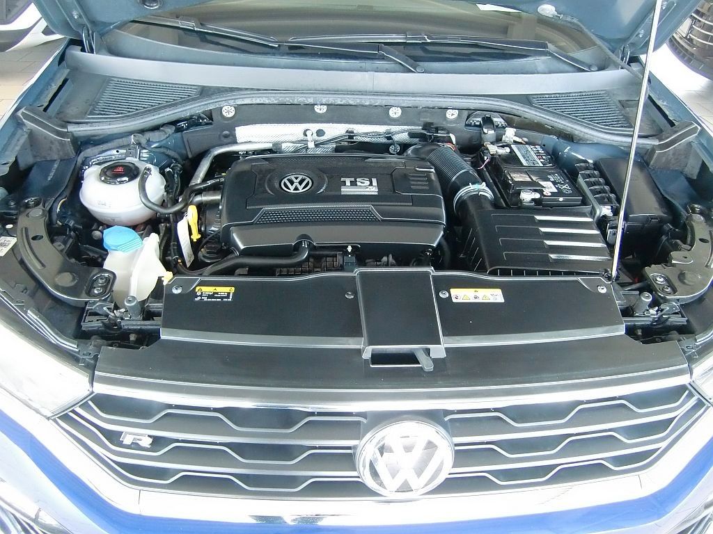 Volkswagen T-Roc R 2.0 TSI 4Motion - Samsaru's Car Outlet