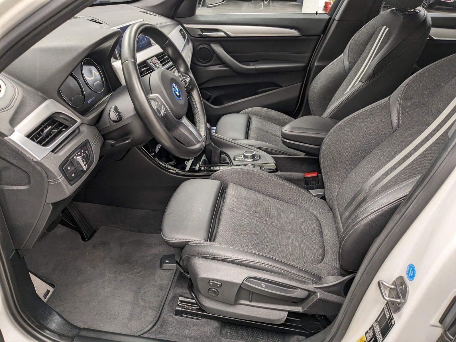 BMW X1 xDrive25e M Sport - Samsaru's Car Outlet