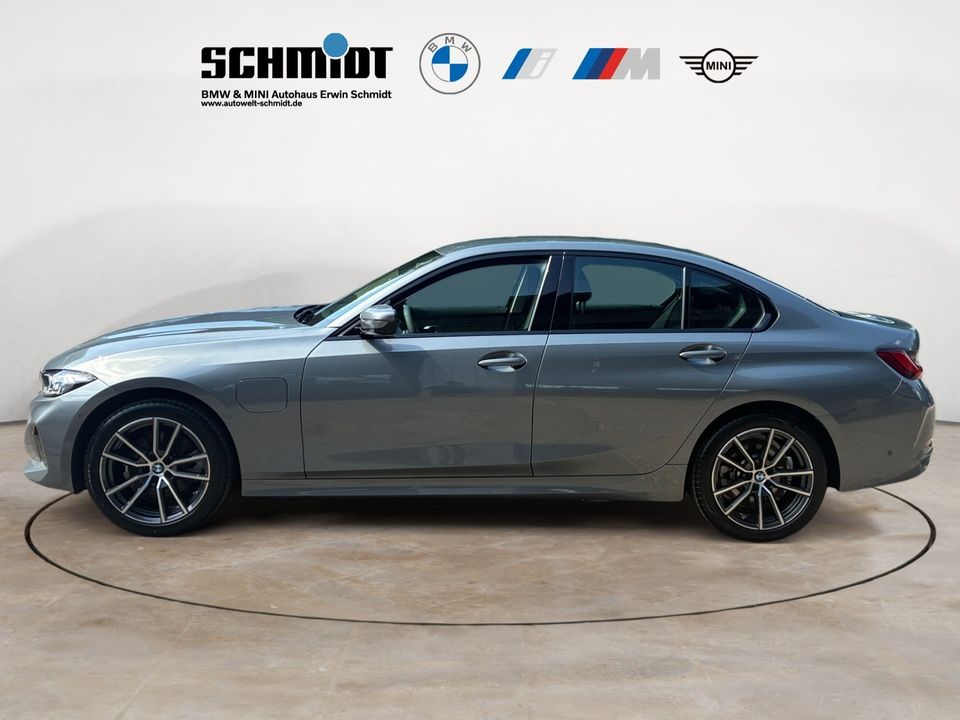 BMW 330e xDrive + GARANTIE-bis-10.2029