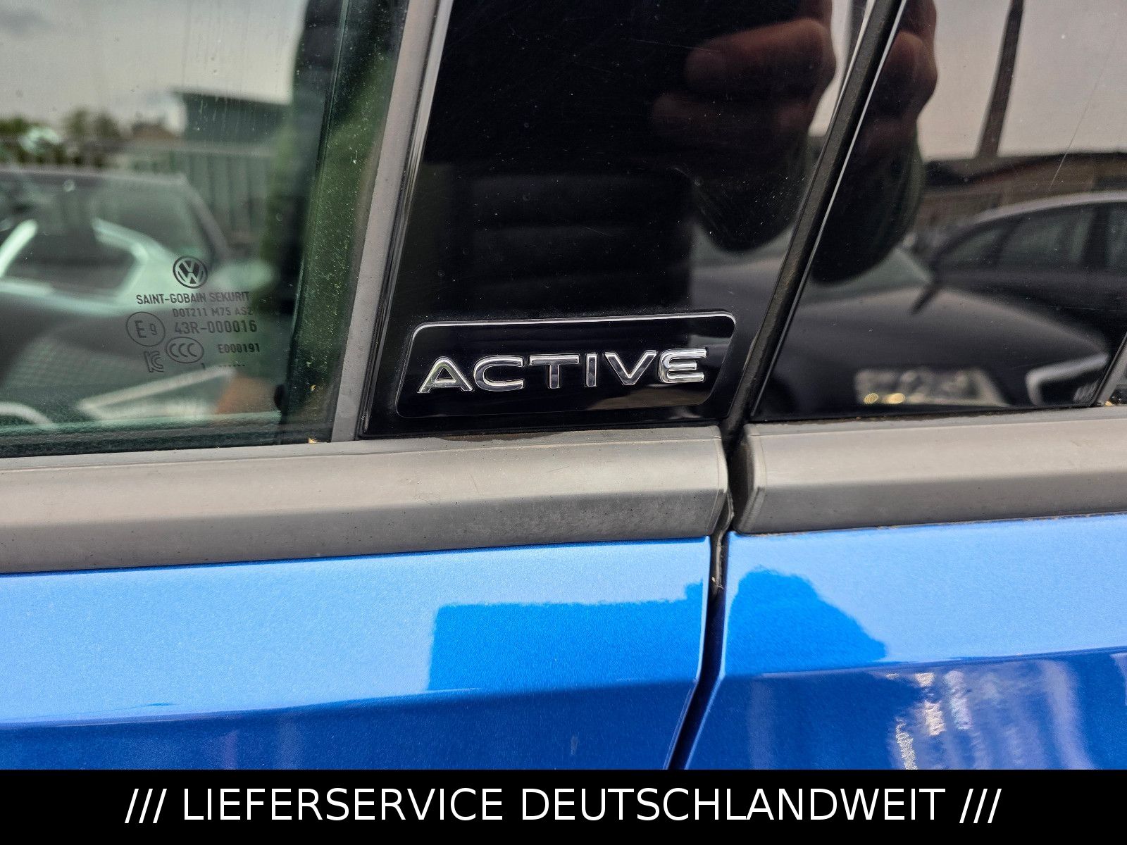 Volkswagen T-Roc 1.5 Active - Samsaru's Car Outlet