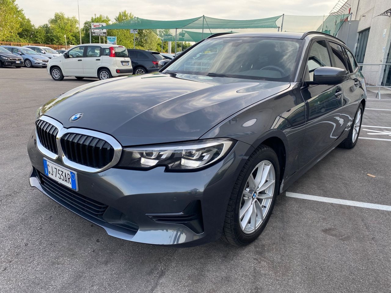 BMW 316d Touring Business Advantage - Samsaru's Car Outlet