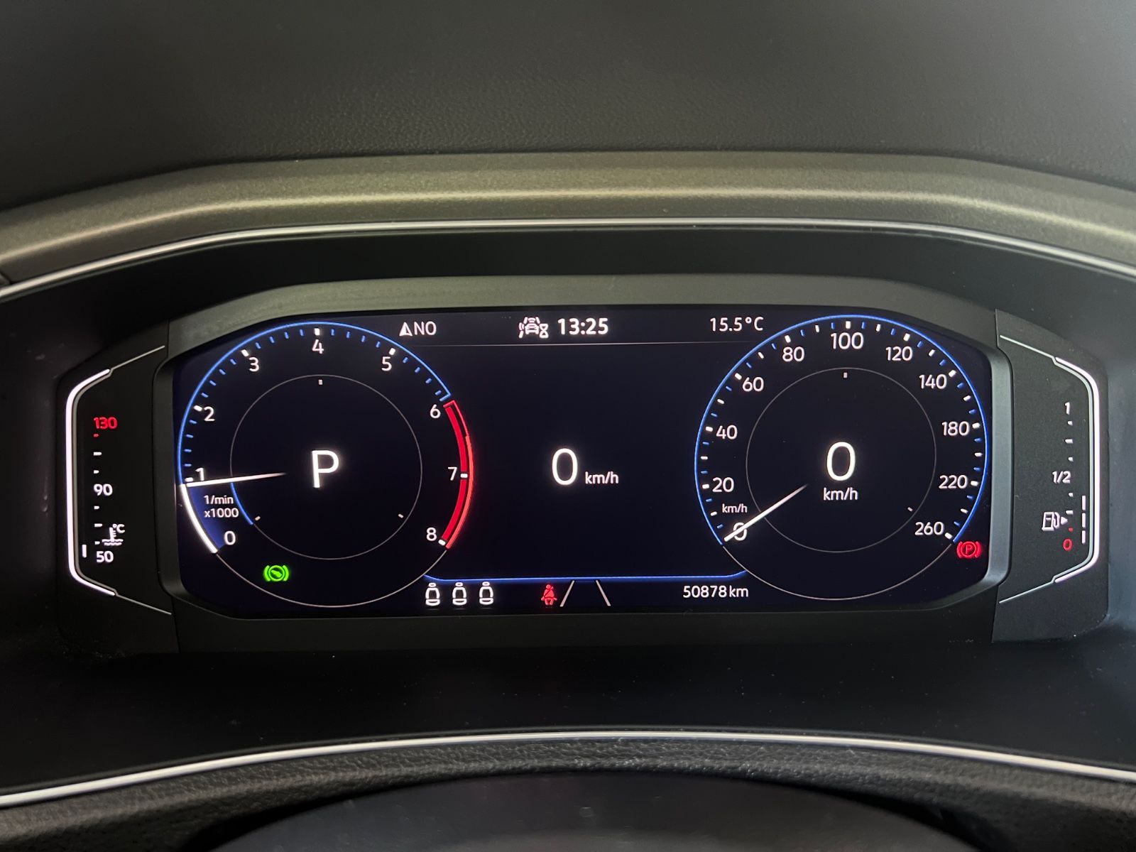 Volkswagen T-Roc 1.5 TSI Style - Samsaru's Car Outlet