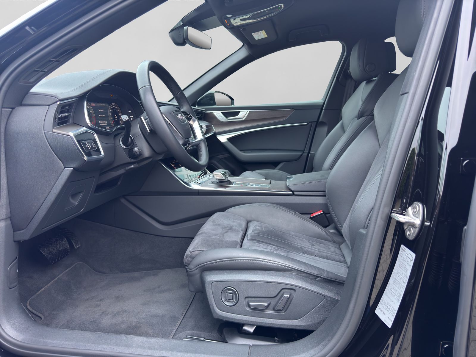 Audi A6 Limousine 45 2.0 TFSI quattro S line - Samsaru's Car Outlet