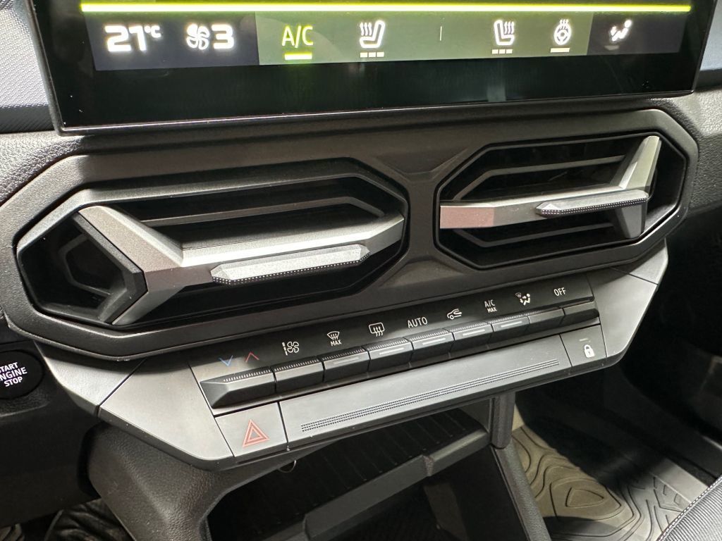 Dacia Duster Journey TCe 130 PS - Samsaru's Car Outlet