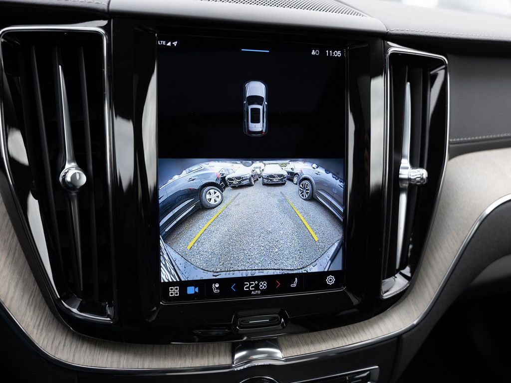 Volvo XC60 T6 AWD Inscription LED AHK 360° H/K PANO