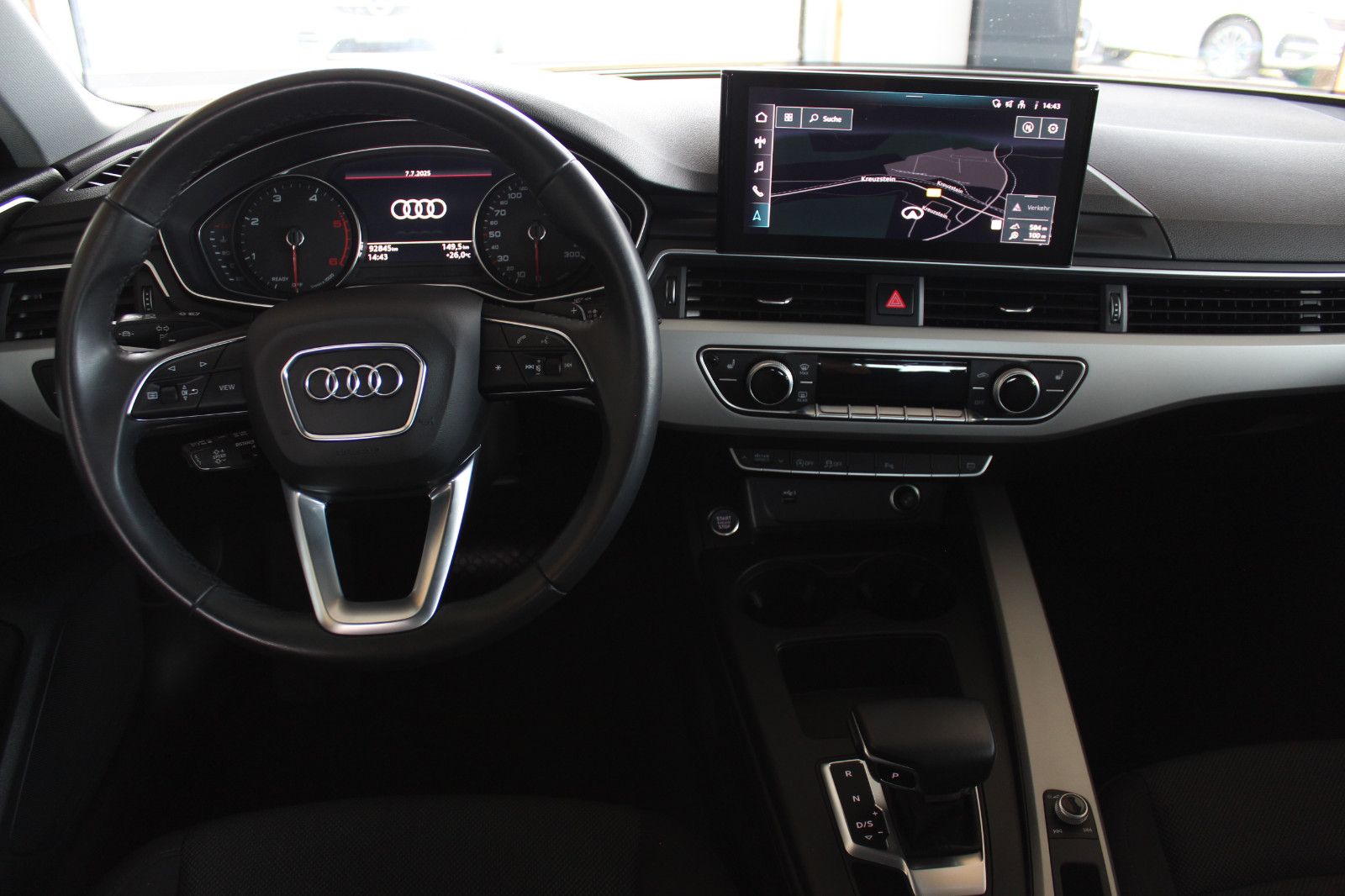 Audi A4 Avant 40 TDI S tronic - Samsaru's Car Outlet