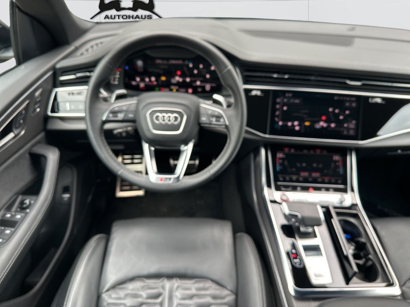 Audi RSQ8 quattro Dynamik+/305km/h/B&O/Massage