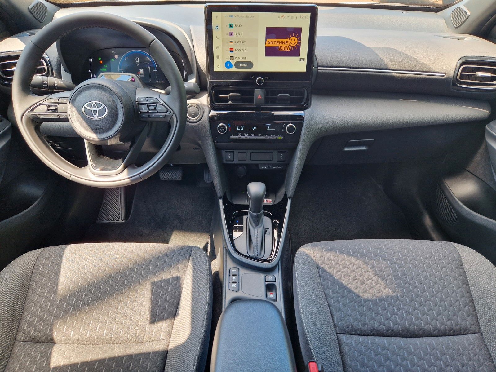 Toyota Yaris Cross 1,5-l-VVT-iE Teamplayer Safety P. V