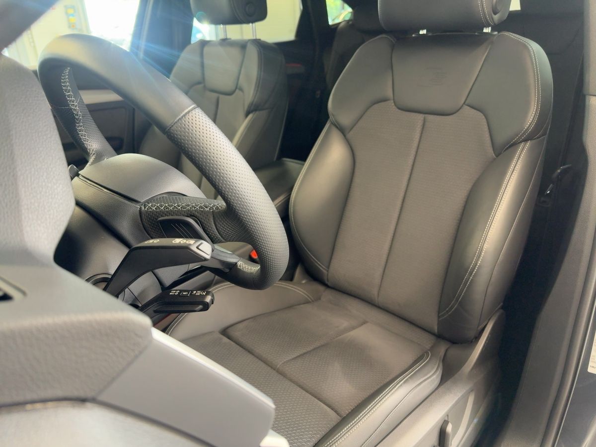 Audi Q5 Sportback S line 40 TDI quattro Matrix B&O Ka