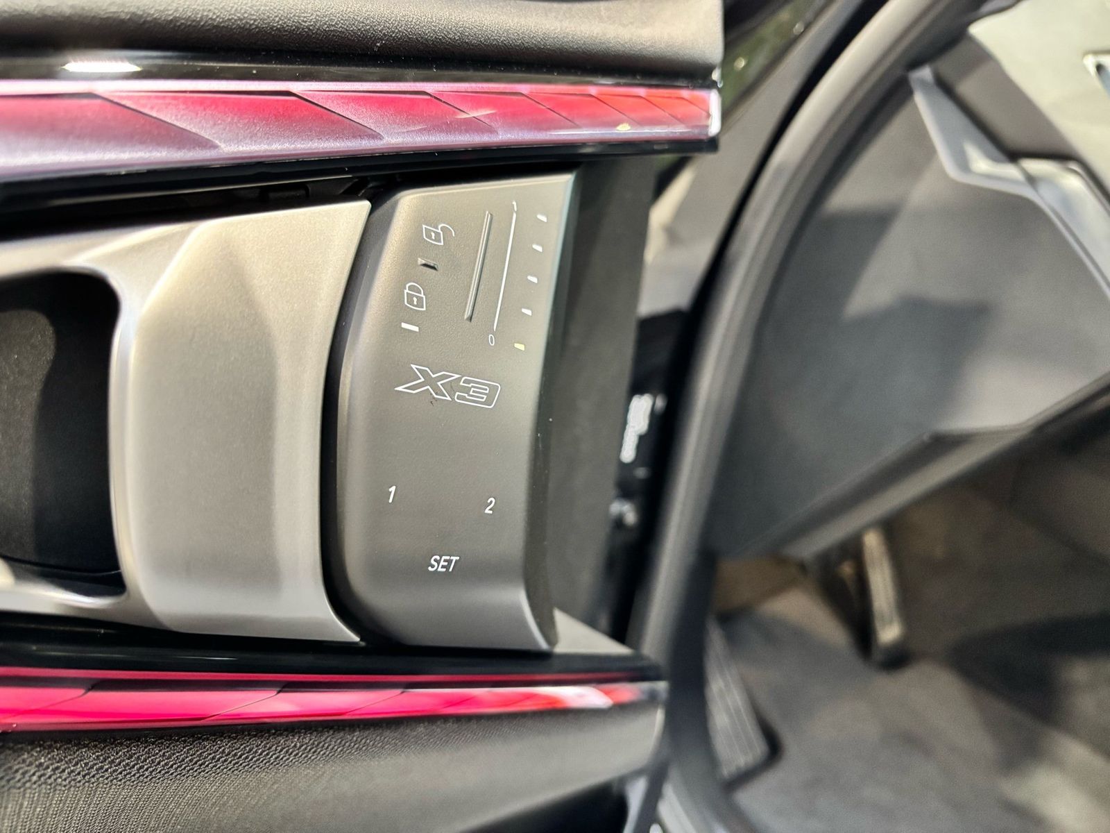 BMW X3 20d xDrive M Sportpaket 19"AHK Driving RFK