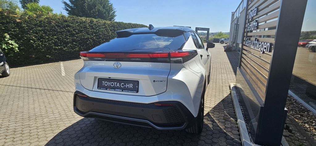 Toyota C-HR 2.0 Plug-in-Hybrid Teamplayer