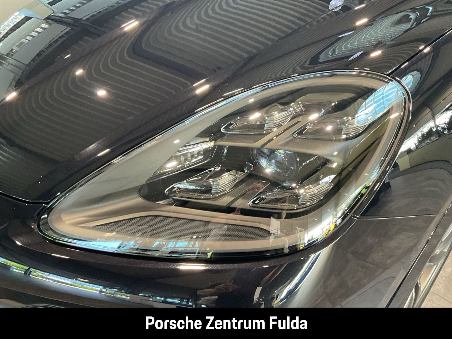 Porsche Cayenne E-Hybrid BOSE Panoramadach LED-Matrix