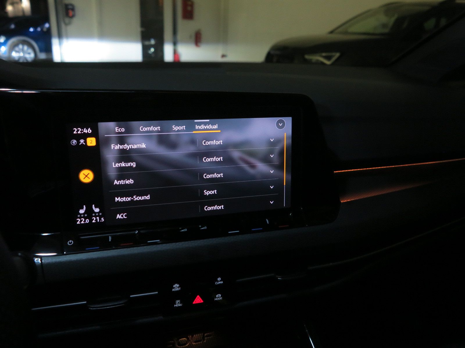 Volkswagen Golf VIII 2.0 TDI SCR DSG7 GTD eSAD Navi LM19