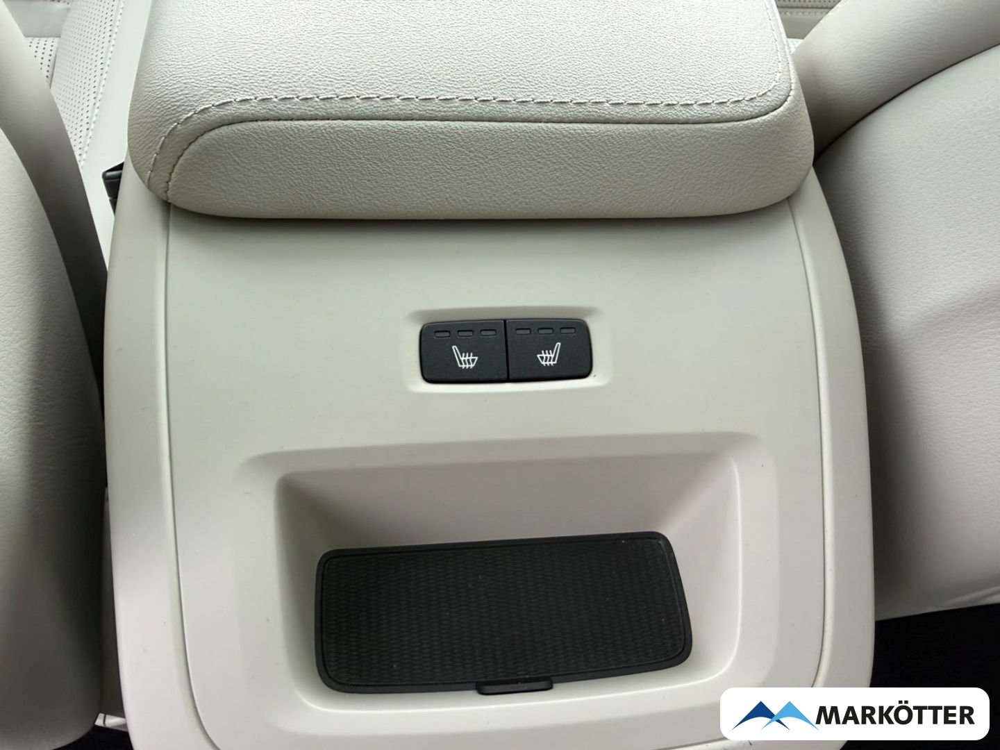 Volvo XC60 T8 AWD Ultimate Bright Recharge AKH/ACC/360