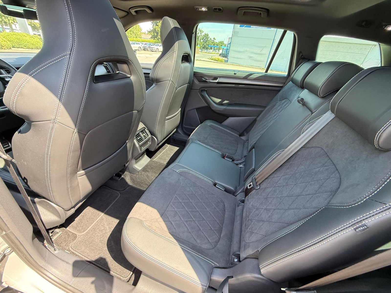 Skoda Kodiaq Sportline 4x4 - Samsaru's Car Outlet