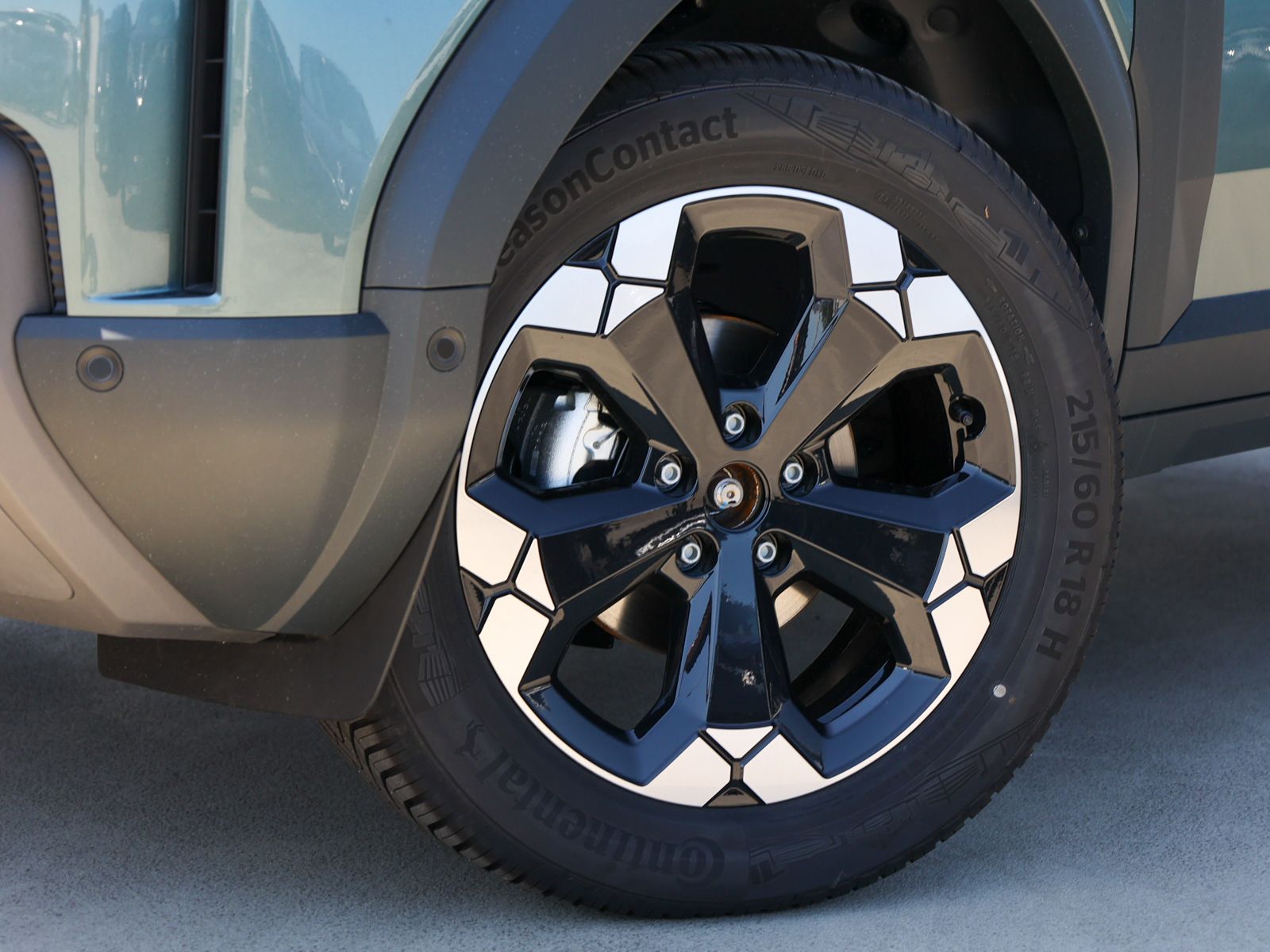 Dacia Duster FL24 Extreme TCe 130 4x4 - Samsaru's Car Outlet