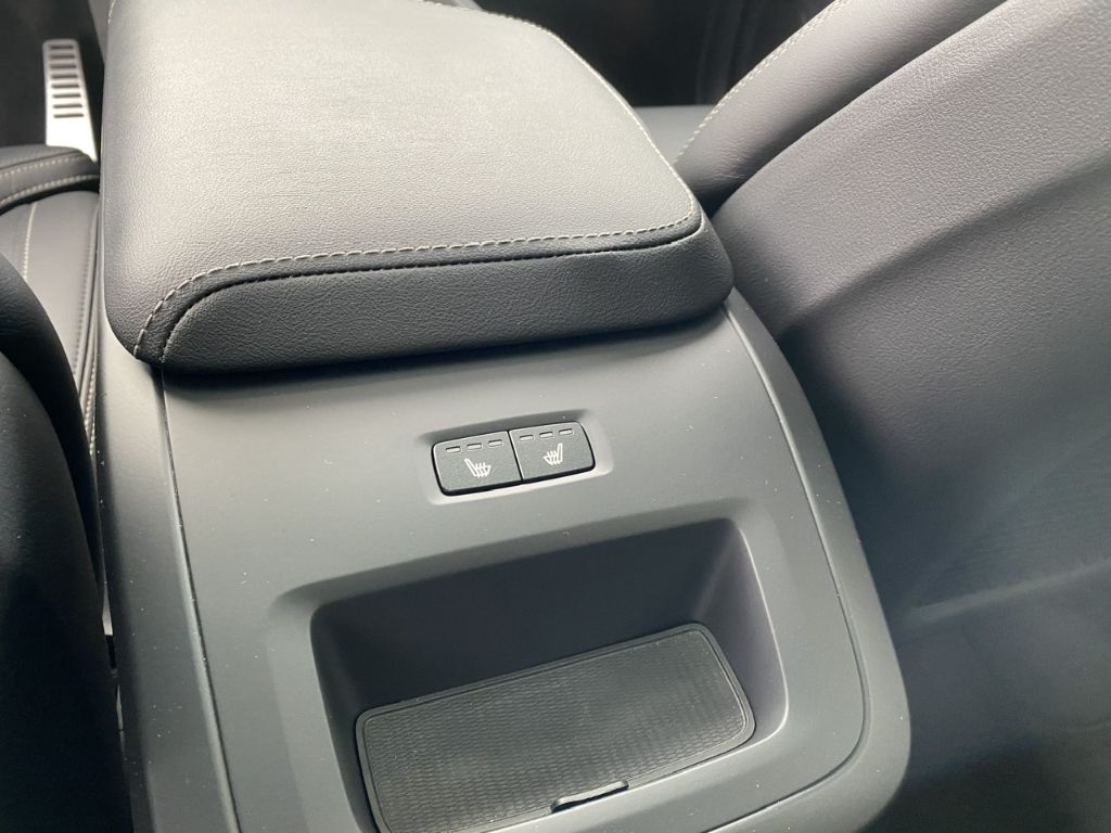 Volvo XC60 R-Design T6 AWD Recharge Plug-In Hybrid AWD