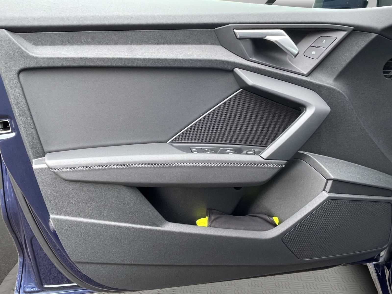 Audi A3 Sportback 30 TFSI LED Navi PDC+ Teilleder