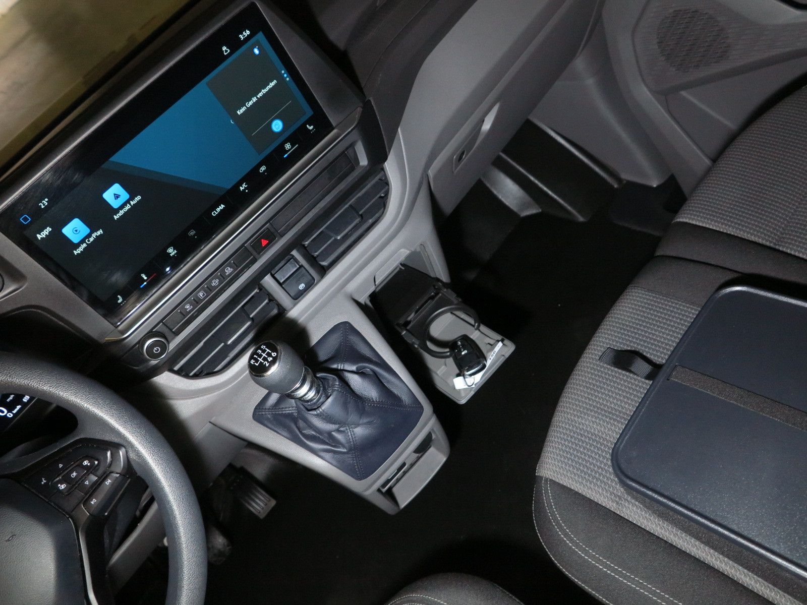 Volkswagen T7 Transporter Kasten TDI2.0 SCR Lang 3Si FlüTür