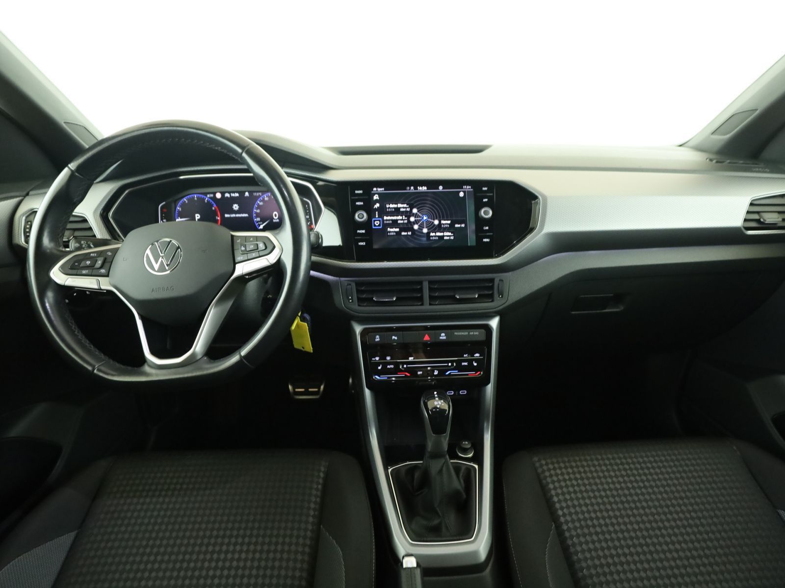 Volkswagen T-Cross 1.0 TSI Life - Samsaru's Car Outlet
