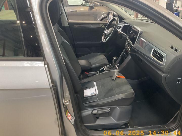 Volkswagen T-Roc Style 1.5 TSI - Samsaru's Car Outlet