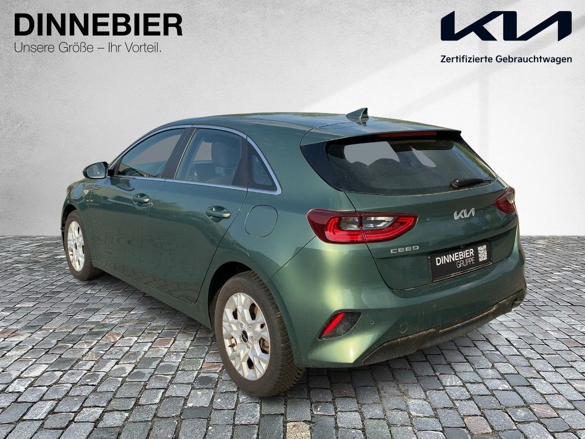 Kia cee'd 1.5T Vision - Samsaru's Car Outlet